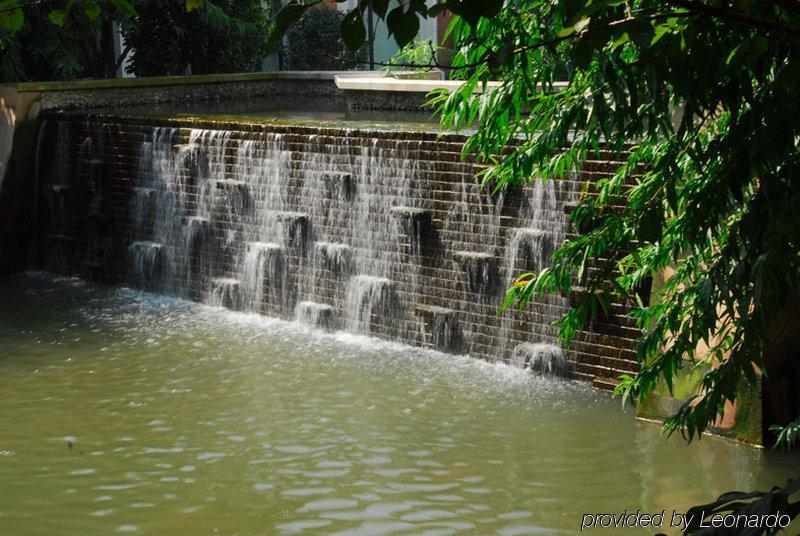 Crowne Plaza Hangzhou Xanadu Resort Dış mekan fotoğraf